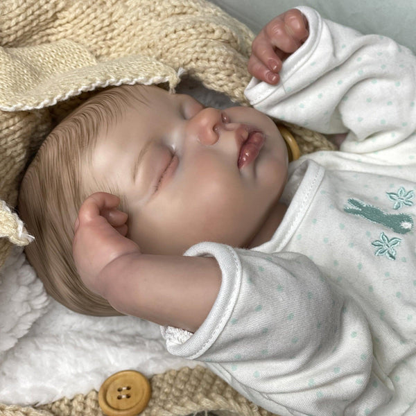 Bébé reborn garçon avec les yeux fermés - Léo - Mon Petit Ange