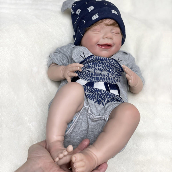 Bébé reborn garçon avec les yeux fermés - Jules - Mon Petit Ange