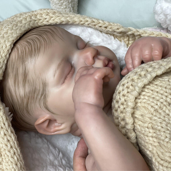 Bébé reborn garçon avec les yeux fermés - Léo - Mon Petit Ange