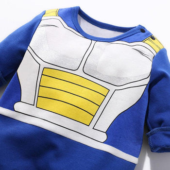 Pyjama manga enfant vegeta en detail sur la face avant