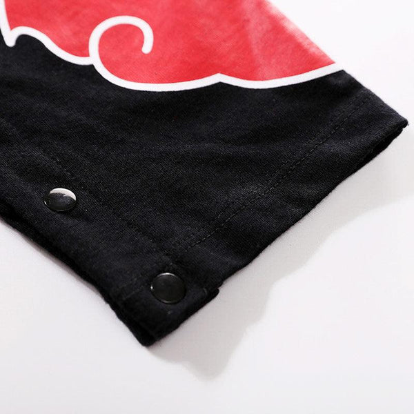 Pyjama manga pour enfant style akatsuki et detail sur les coutures des manches