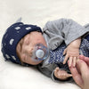 Bébé reborn garçon avec les yeux fermés - Jules - Mon Petit Ange